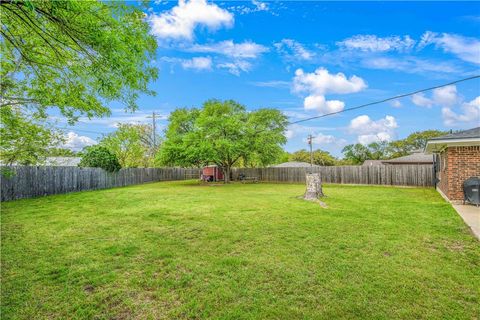 Tiny photo for 3506 Tanglewood Drive, Bryan, TX 77802 (MLS # 26003723)