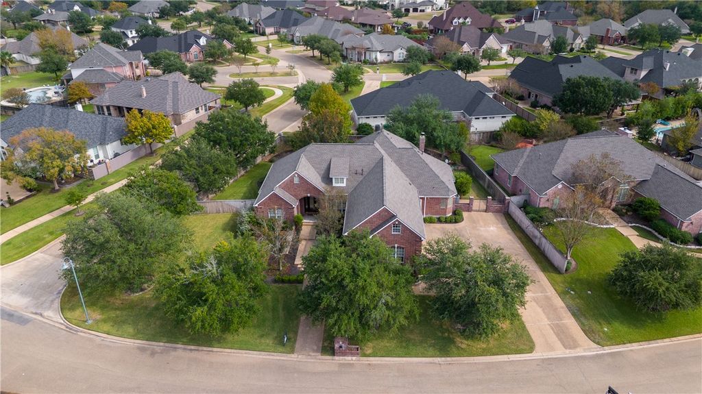 Photo of 3614 Park Meadow Lane, Bryan, TX 77802 (MLS # 25011767)