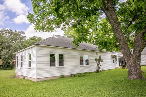 Tiny photo for 400 N Brazos Street, Burton, TX 77835 (MLS # 26005517)