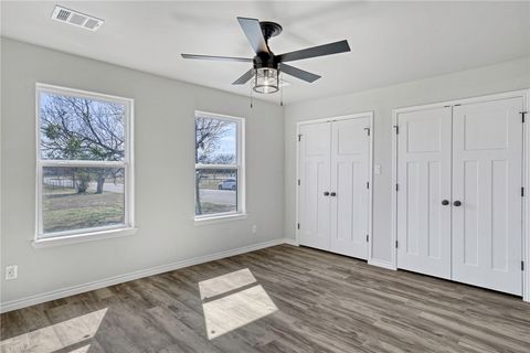 Tiny photo for 503 Perkins Street, Franklin, TX 77856 (MLS # 26001977)