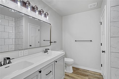 Tiny photo for 503 Perkins Street, Franklin, TX 77856 (MLS # 26001977)