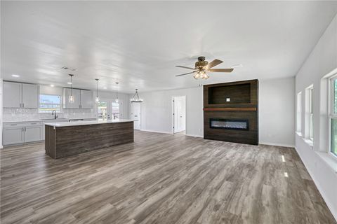 Tiny photo for 503 Perkins Street, Franklin, TX 77856 (MLS # 26001977)