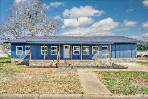 503 Perkins Street Franklin TX 77856