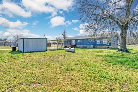 Tiny photo for 503 Perkins Street, Franklin, TX 77856 (MLS # 26001977)
