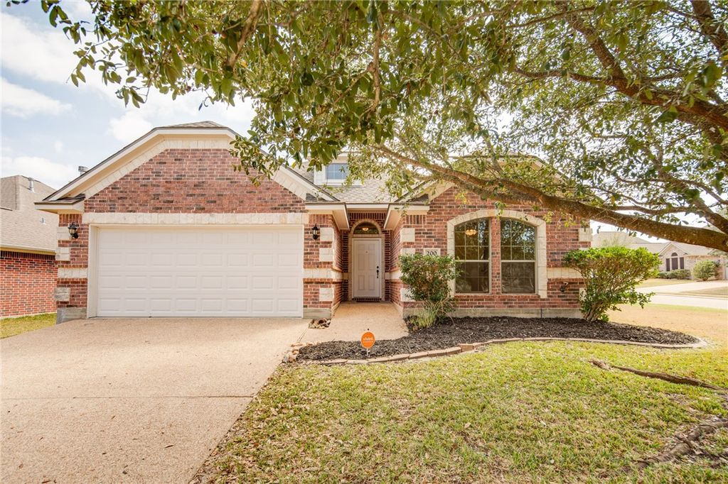 Photo of 200 Passendale Lane, College Station, TX 77845 (MLS # 26001623)