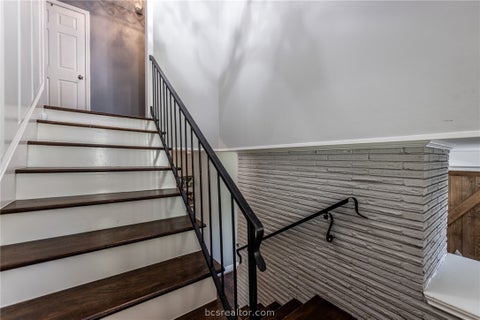 Tiny photo for 2120 Avenue R, Huntsville, TX 77340 (MLS # 26012102)