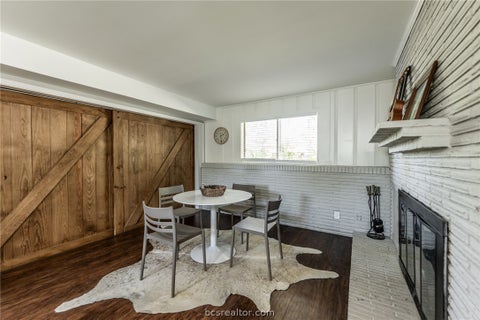 Tiny photo for 2120 Avenue R, Huntsville, TX 77340 (MLS # 26012102)