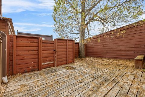 Tiny photo for 1508 Wolf Run, College Station, TX 77840 (MLS # 26003113)