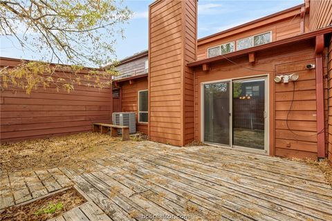 Tiny photo for 1508 Wolf Run, College Station, TX 77840 (MLS # 26003113)