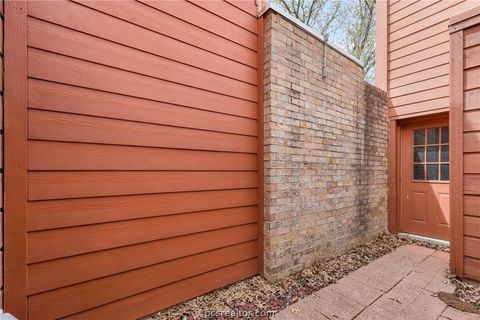 Tiny photo for 1508 Wolf Run, College Station, TX 77840 (MLS # 26003113)