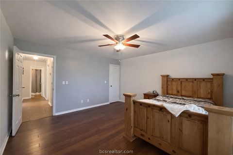 Tiny photo for 202 Golfview Drive, Hilltop Lakes, TX 77871 (MLS # 26003615)