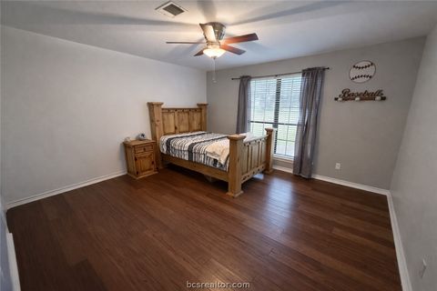 Tiny photo for 202 Golfview Drive, Hilltop Lakes, TX 77871 (MLS # 26003615)