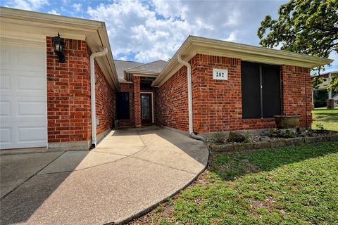 Tiny photo for 202 Golfview Drive, Hilltop Lakes, TX 77871 (MLS # 26003615)