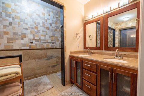 Tiny photo for 202 Golfview Drive, Hilltop Lakes, TX 77871 (MLS # 26003615)