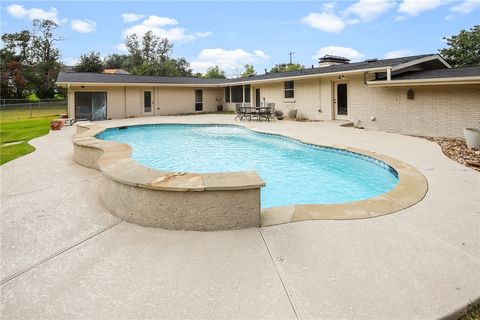 Tiny photo for 801 S Rosemary Drive, Bryan, TX 77802 (MLS # 25011093)