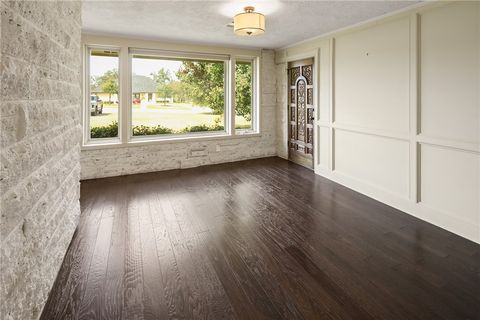 Tiny photo for 801 S Rosemary Drive, Bryan, TX 77802 (MLS # 25011093)