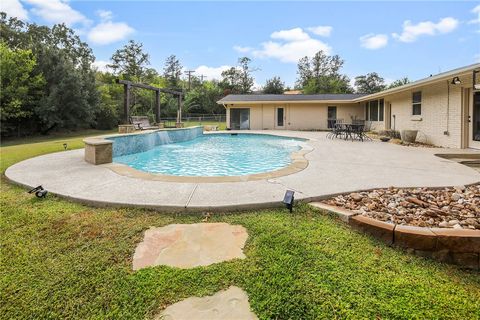 Tiny photo for 801 S Rosemary Drive, Bryan, TX 77802 (MLS # 25011093)