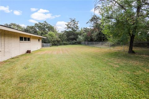Tiny photo for 801 S Rosemary Drive, Bryan, TX 77802 (MLS # 25011093)