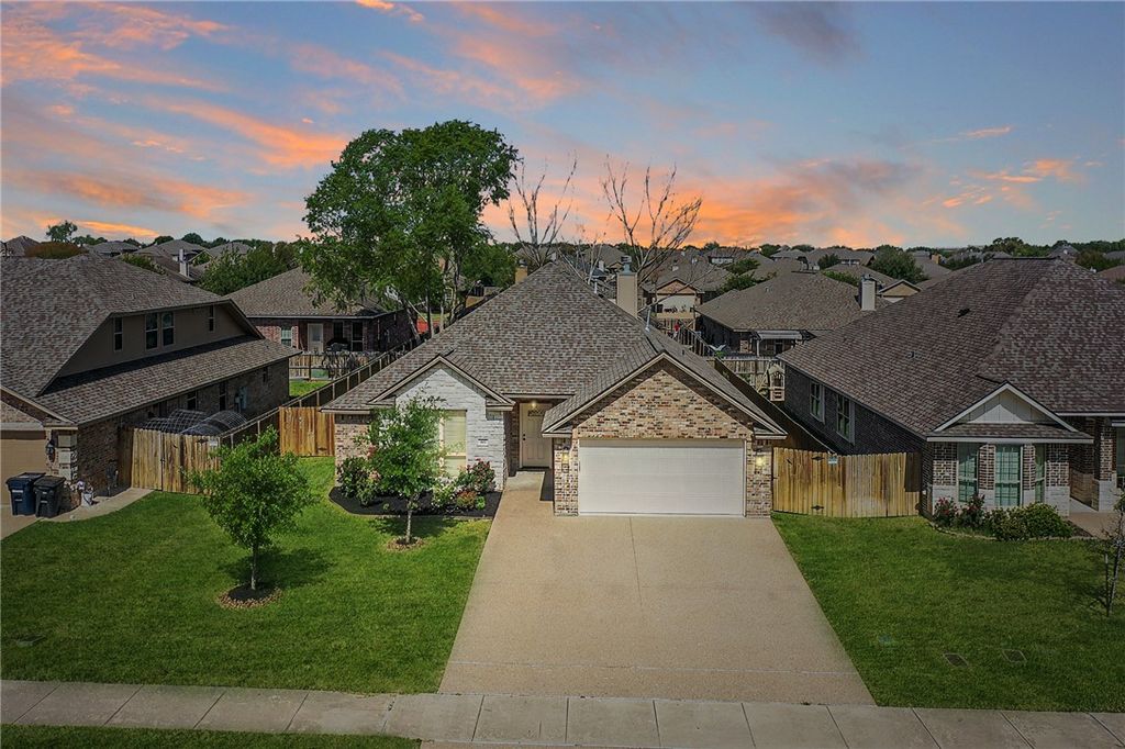 Photo of 915 Dove Chase Lane, College Station, TX 77845 (MLS # 26004038)