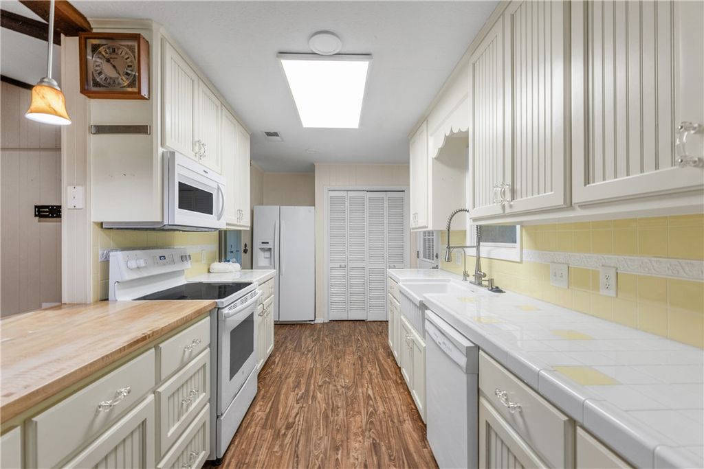 Photo of 6088 Hare Lane, Bryan, TX 77808 (MLS # 26005304)