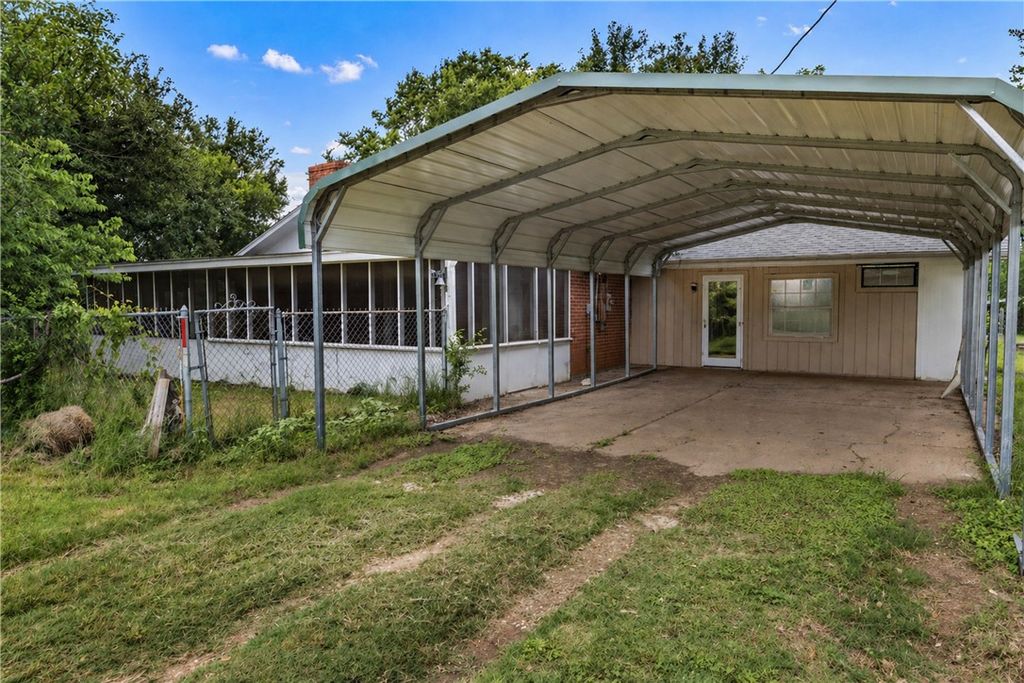 Photo of 6088 Hare Lane, Bryan, TX 77808 (MLS # 26005304)