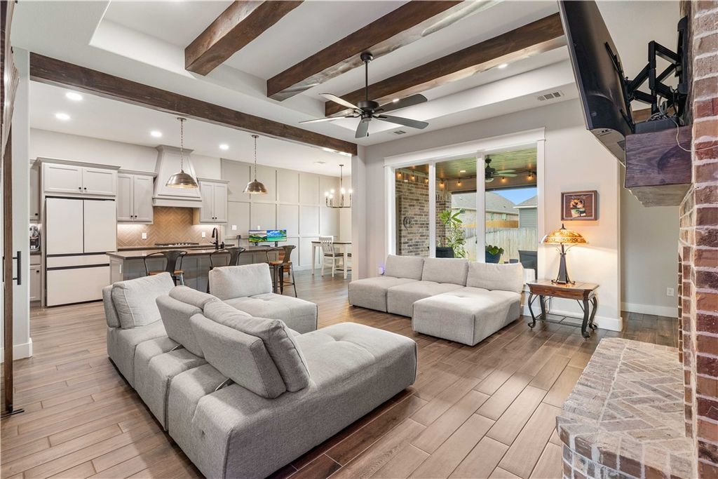 Photo of 3033 Teller Drive, Bryan, TX 77808 (MLS # 25010026)