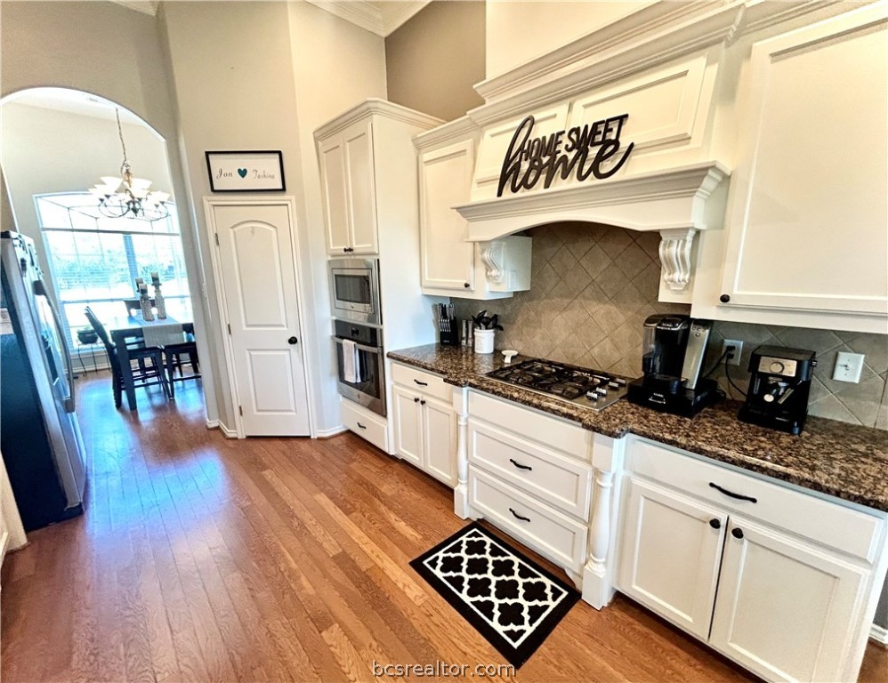 College Station, Texas 77845, United States, 3 Bedrooms Bedrooms, ,3 BathroomsBathrooms,Residential,Pending,59015