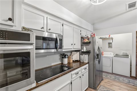 Tiny photo for 18 Eden Rock, Hilltop Lakes, TX 77871 (MLS # 26002026)