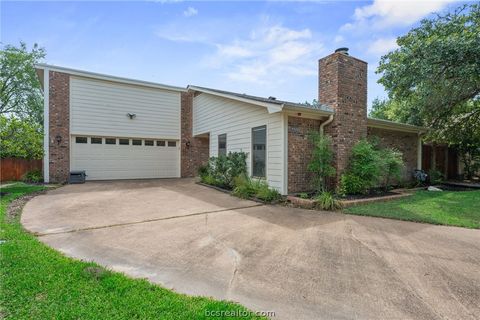 Tiny photo for 8908 Driftwood Drive, College Station, TX 77845 (MLS # 26006095)