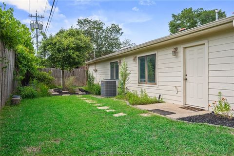 Tiny photo for 8908 Driftwood Drive, College Station, TX 77845 (MLS # 26006095)