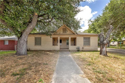Photo of 107 Sulphur Springs Road, Bryan, TX 77801 (MLS # 26010353)