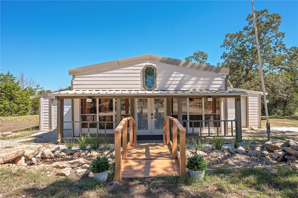Photo of 716 Sweet Gum Lane, Somerville, TX 77879 (MLS # 26012517)