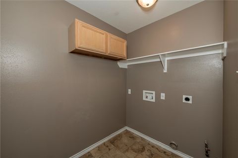 Tiny photo for 304 Copper Falls Drive, Bryan, TX 77803 (MLS # 26005576)