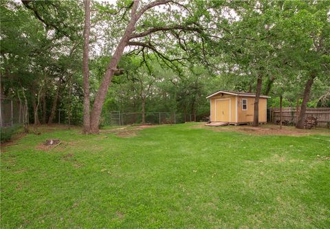 Tiny photo for 304 Copper Falls Drive, Bryan, TX 77803 (MLS # 26005576)