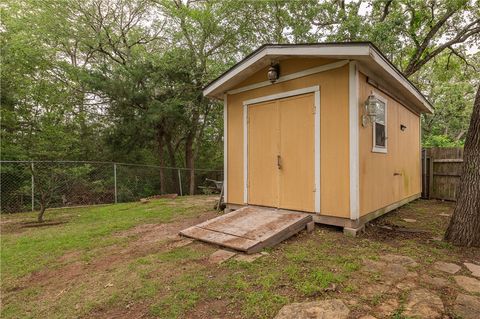 Tiny photo for 304 Copper Falls Drive, Bryan, TX 77803 (MLS # 26005576)