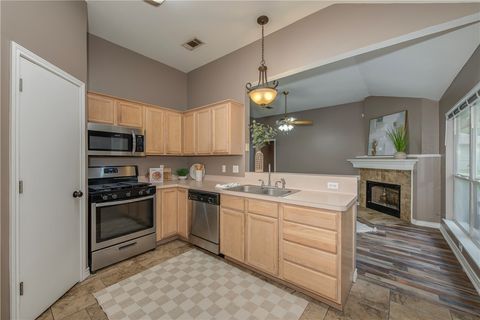 Tiny photo for 304 Copper Falls Drive, Bryan, TX 77803 (MLS # 26005576)