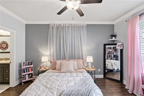 Tiny photo for 801 Luther Street W #1402, College Station, TX 77840 (MLS # 26004218)