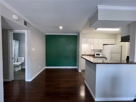 Tiny photo for 904 University Oaks Boulevard #17, College Station, TX 77840 (MLS # 26002950)