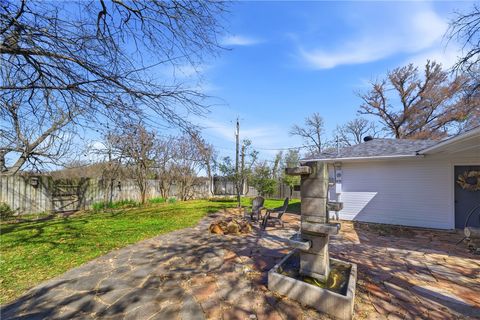 Tiny photo for 2705 Wood Cliff Court, College Station, TX 77845 (MLS # 26003339)