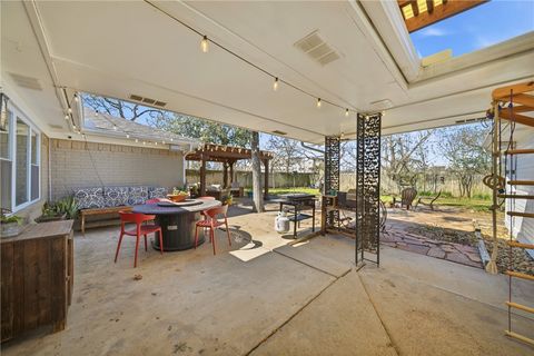 Tiny photo for 2705 Wood Cliff Court, College Station, TX 77845 (MLS # 26003339)