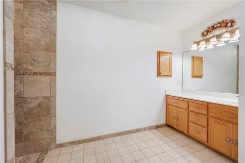 Tiny photo for 640 W. F Ave, Milano, TX 76556 (MLS # 25011161)