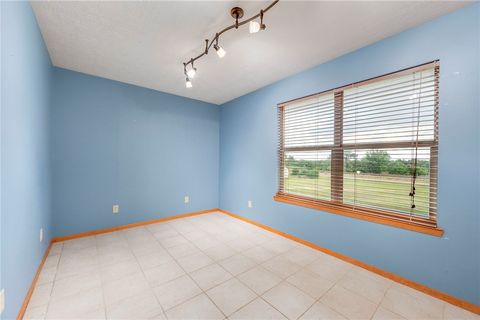 Tiny photo for 640 W. F Ave, Milano, TX 76556 (MLS # 25011161)