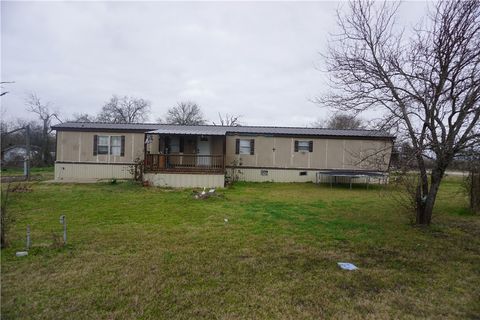 5765 Post Oak Loop Midway TX 75852