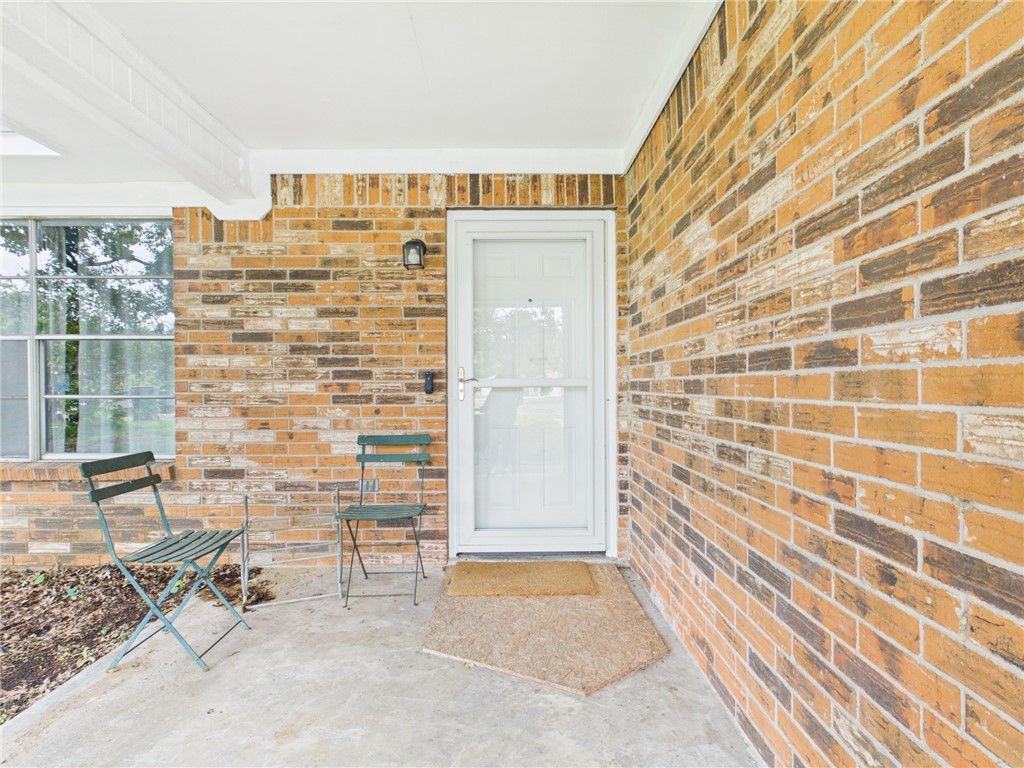 Photo of 800 Rio Grande Lane, Bryan, TX 77801 (MLS # 26002108)