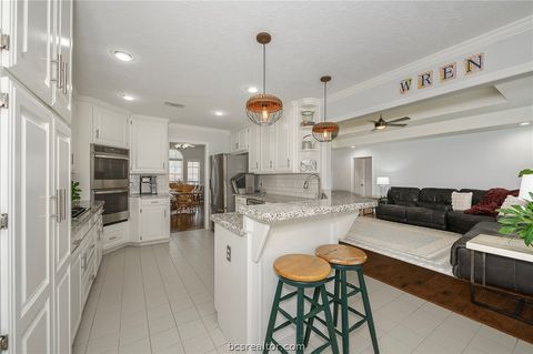 Tiny photo for 2905 Aztec Court, College Station, TX 77845 (MLS # 26004148)