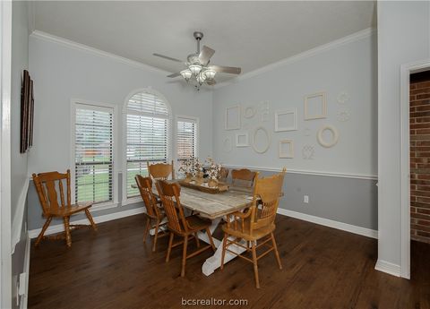 Tiny photo for 2905 Aztec Court, College Station, TX 77845 (MLS # 26004148)