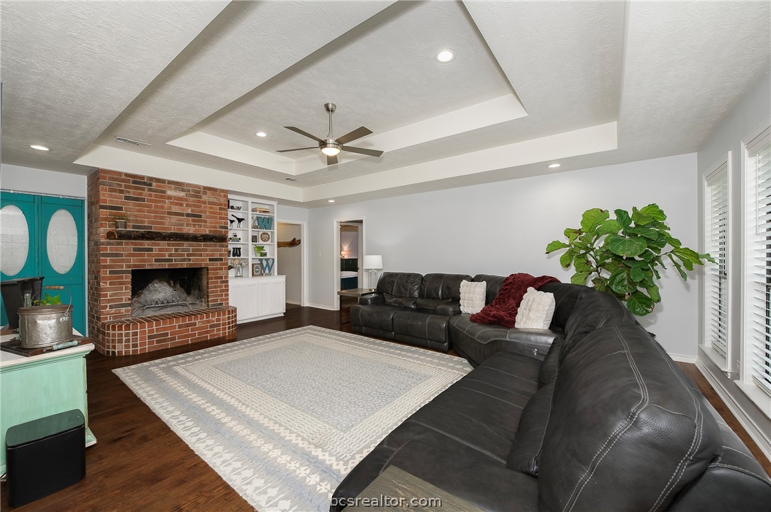 Picture for the property 26004148, 4 beds, 3 baths