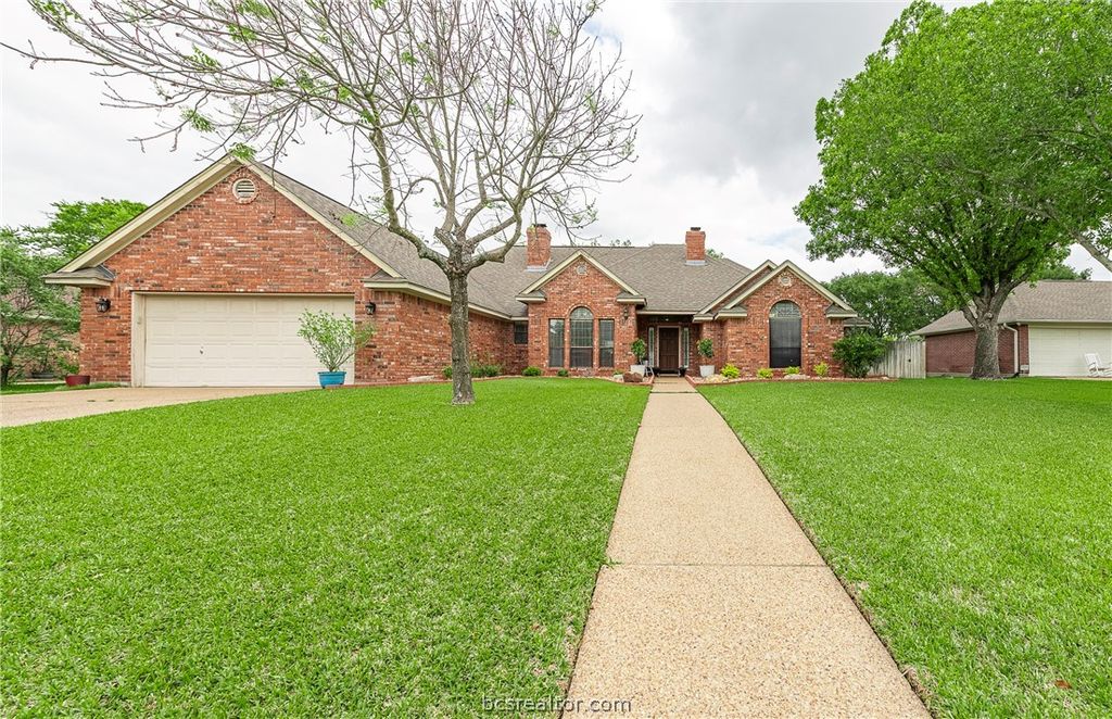 Photo of 2905 Aztec Court, College Station, TX 77845 (MLS # 26004148)