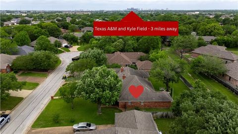 Tiny photo for 2905 Aztec Court, College Station, TX 77845 (MLS # 26004148)