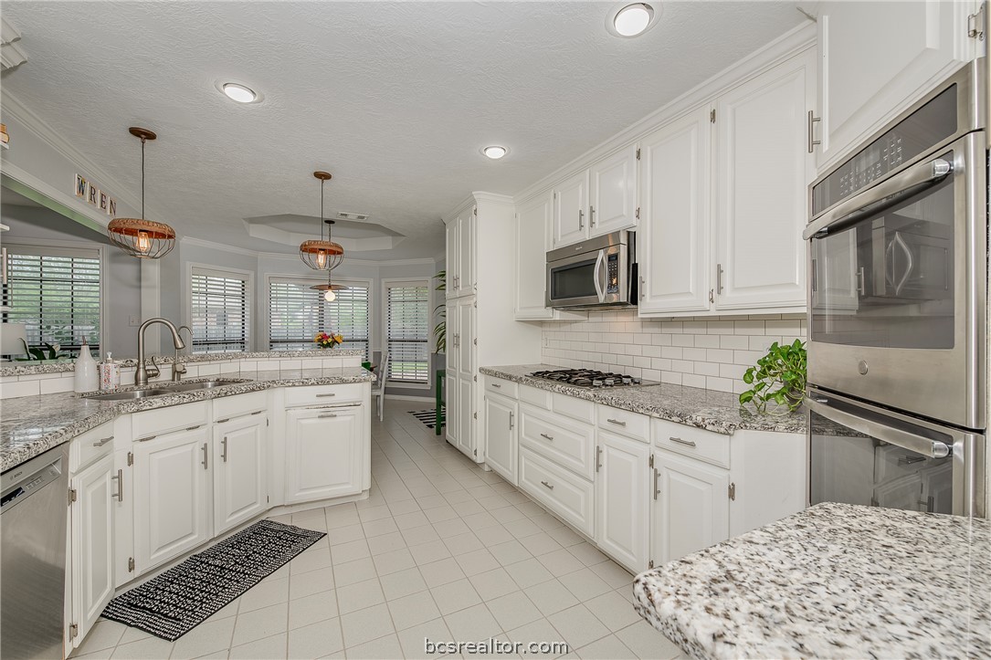 Picture for the property 26004148, 4 beds, 3 baths